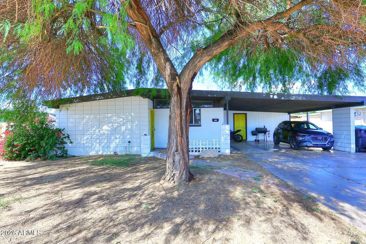 3718 W Puget Ave., Phoenix, AZ 85051