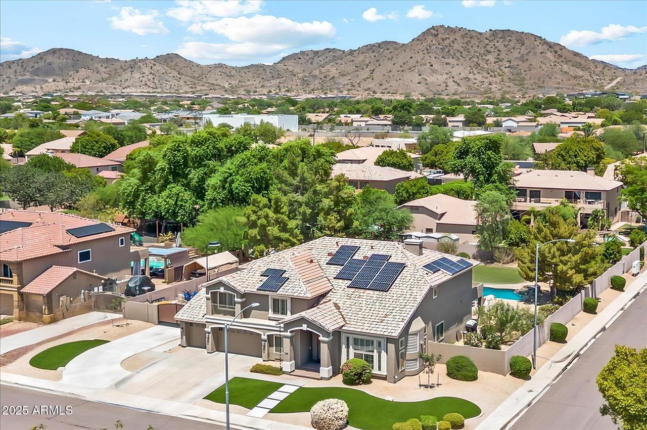 8146 W Camino De Oro, Peoria, AZ 85383