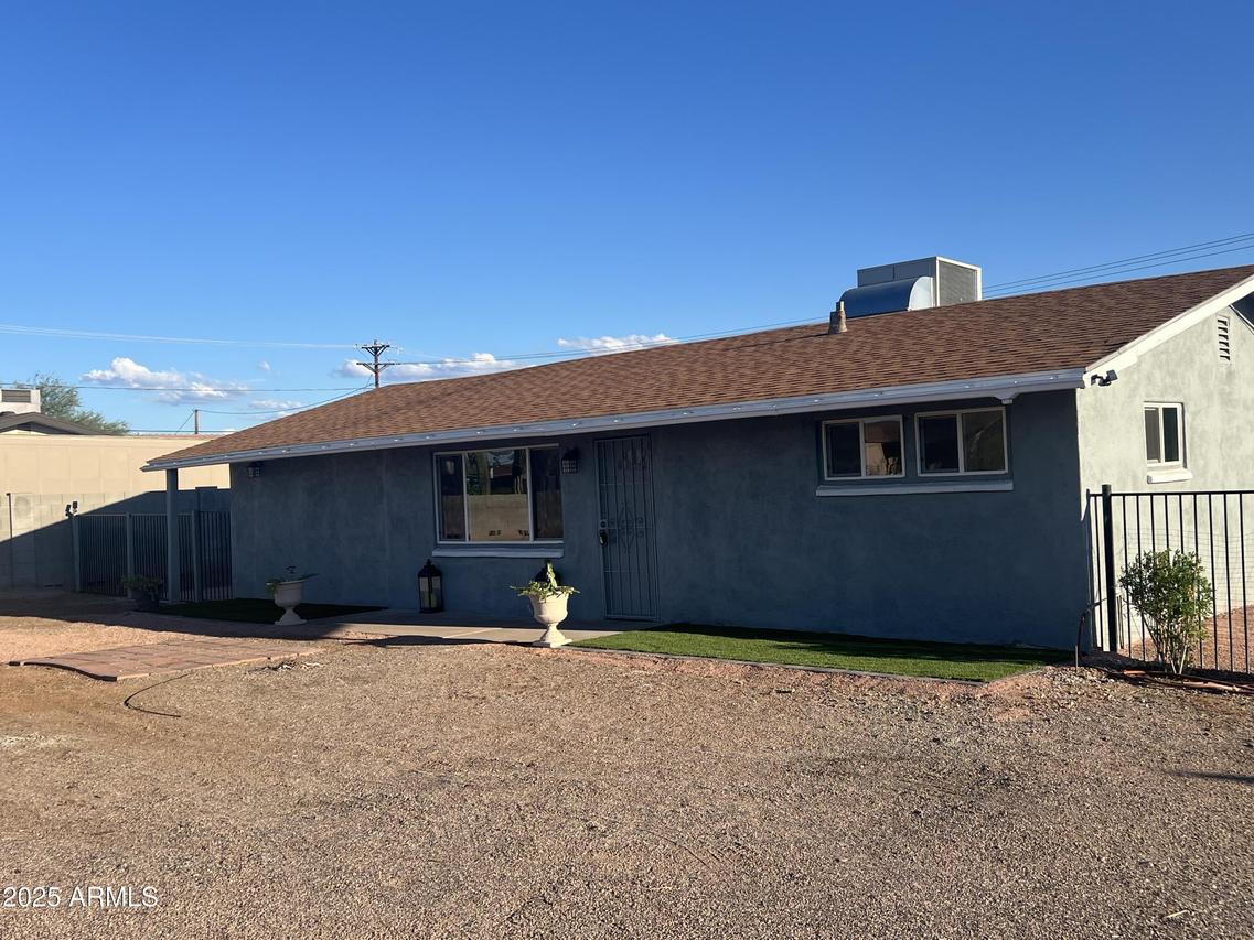 11527 E 6th Ave., Apache Junction, AZ 85220