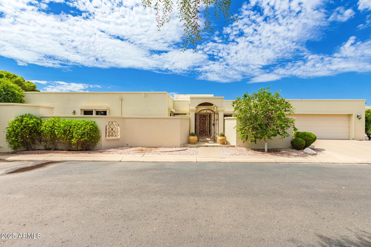 6945 E Glenrosa Ave., Scottsdale, AZ 85251
