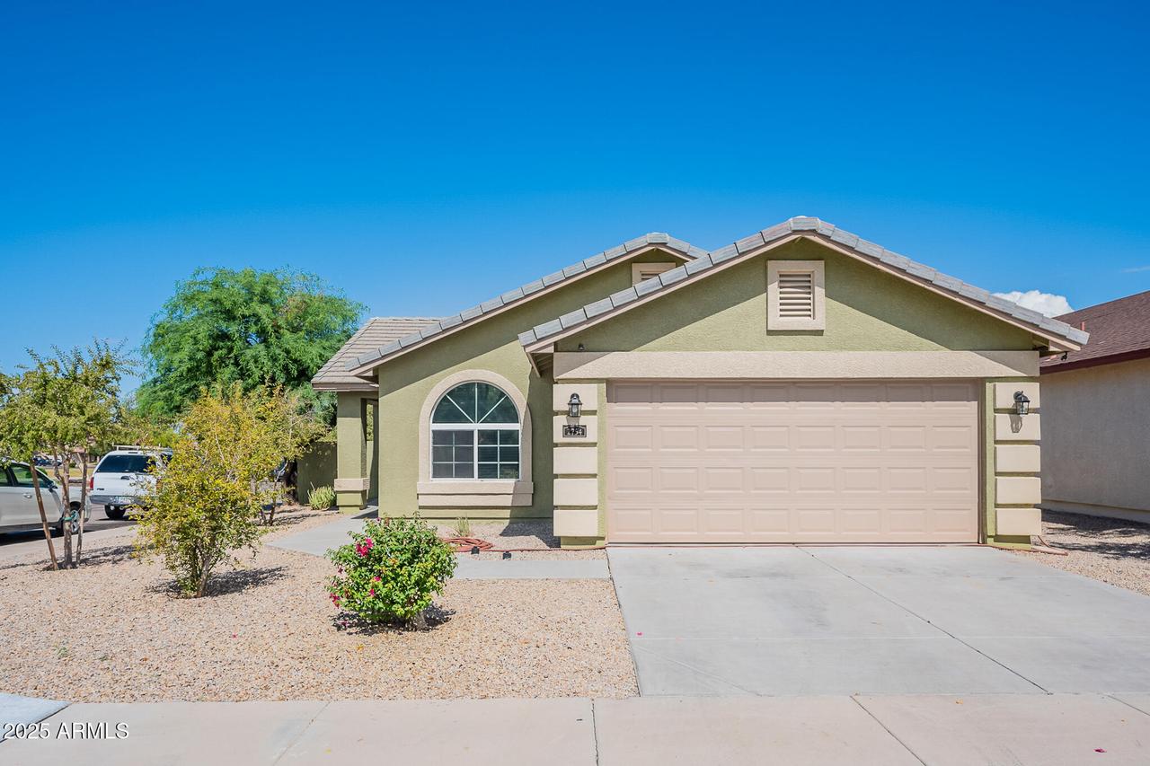2754 W Pecan Rd., Phoenix, AZ 85041