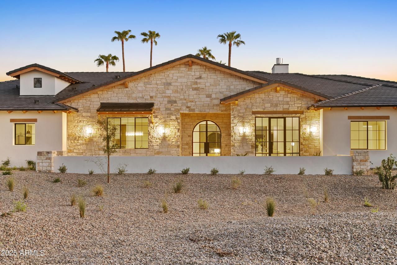 8125 E Gail Rd., Scottsdale, AZ 85260