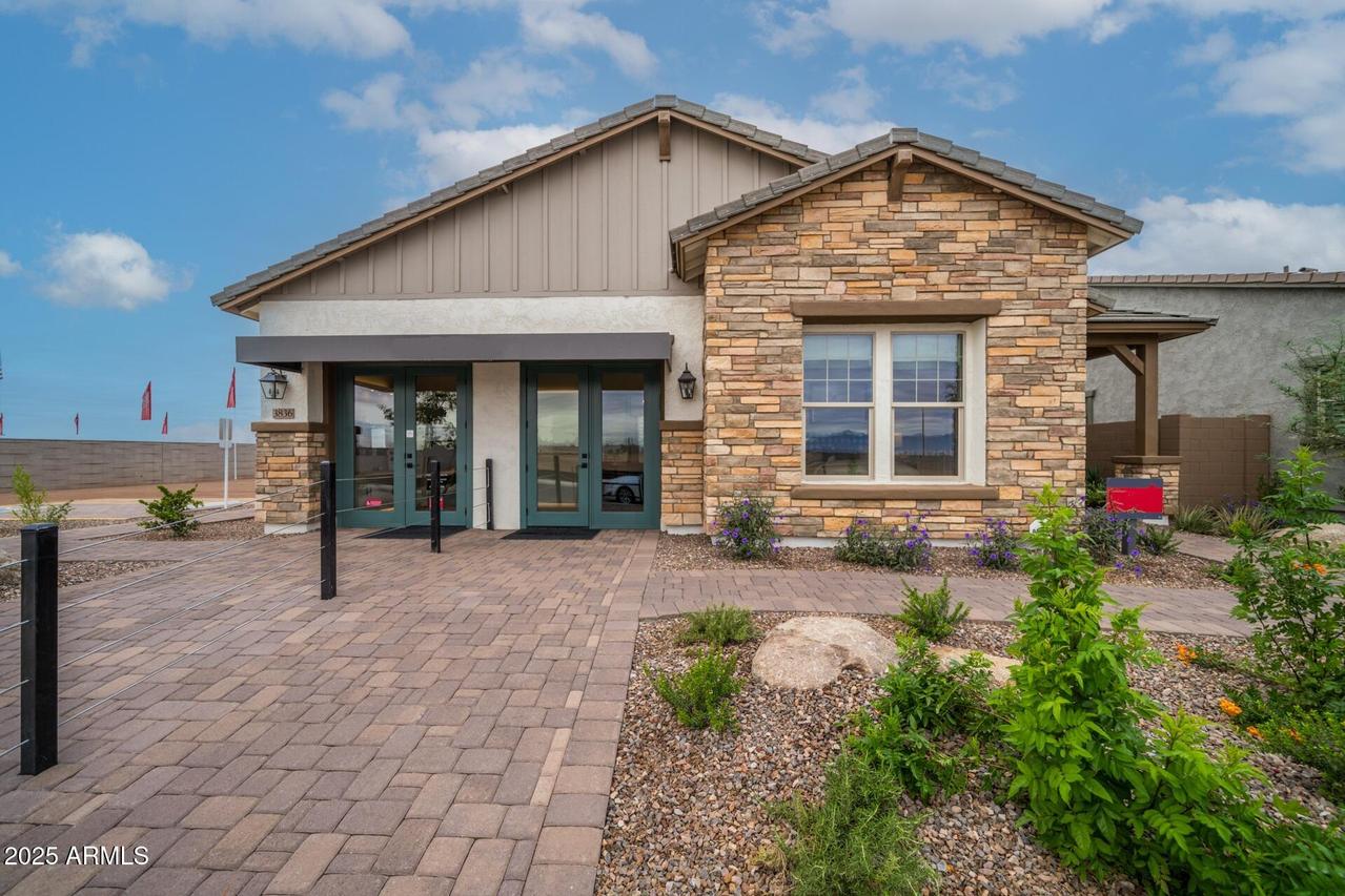 3836 S Gladiolus Cir., Mesa, AZ 85212