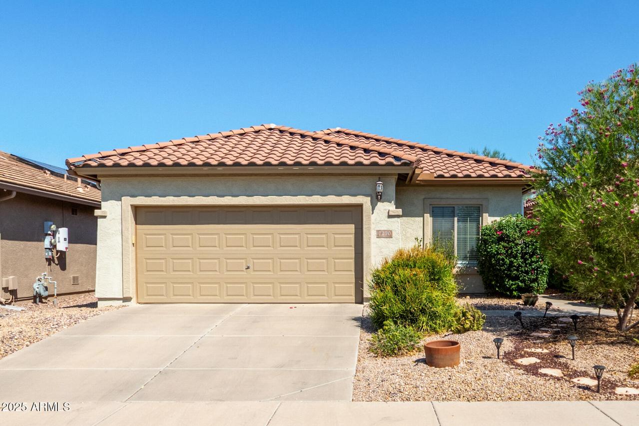7270 W Candlewood Way, Florence, AZ 85132