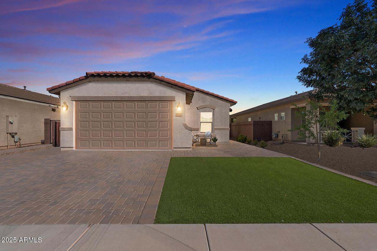 1272 W Joshua Tree Ave., Queen Creek, AZ 85140