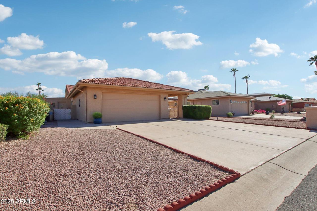 8833 E Player Dr., Sun Lakes, AZ 85248