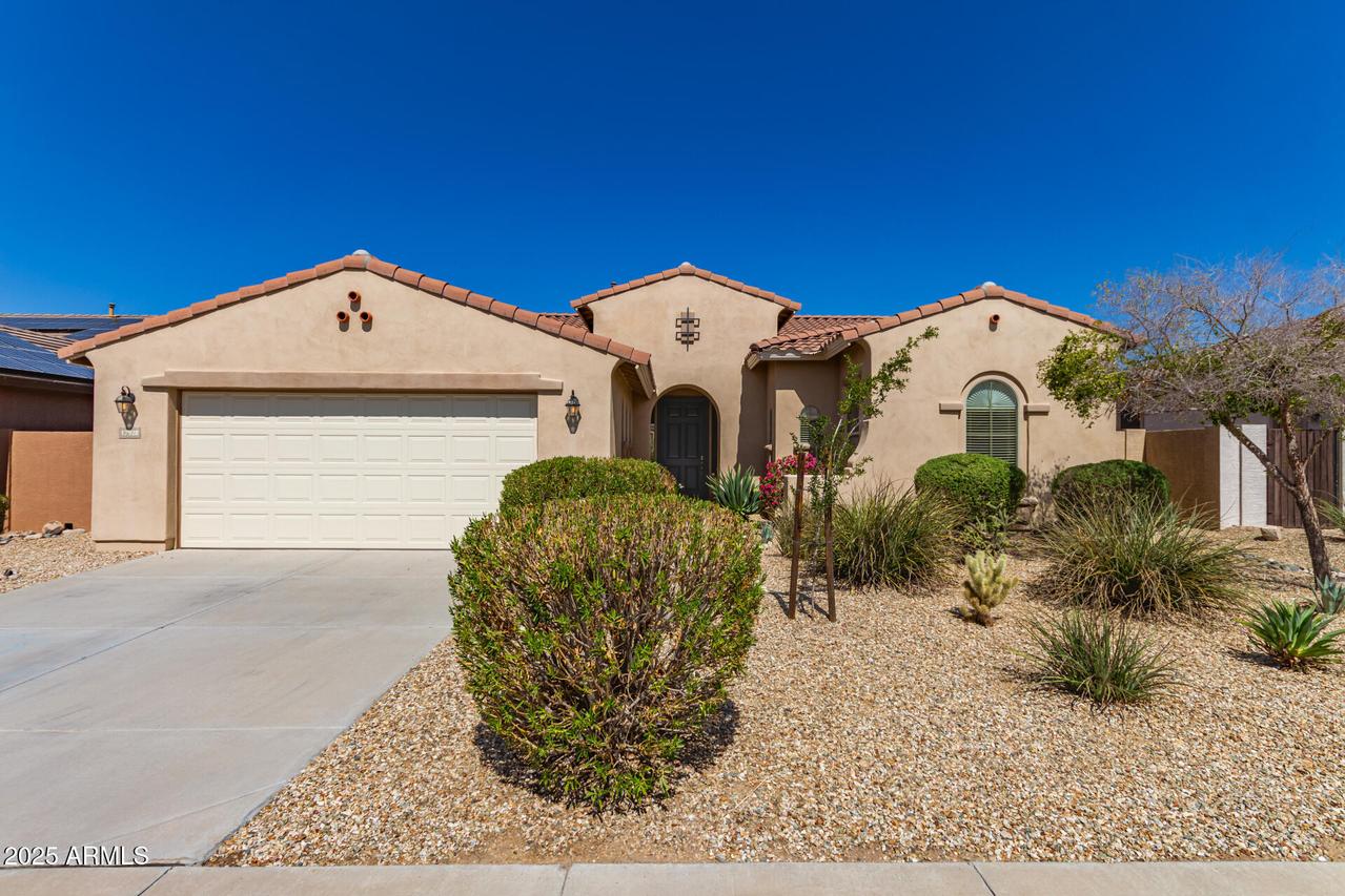 17928 W Lavender Ln., Goodyear, AZ 85338