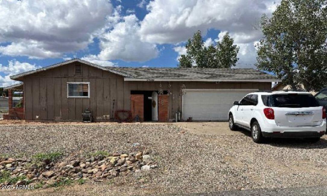 3400 N Constance Dr., Prescott Valley, AZ 86314