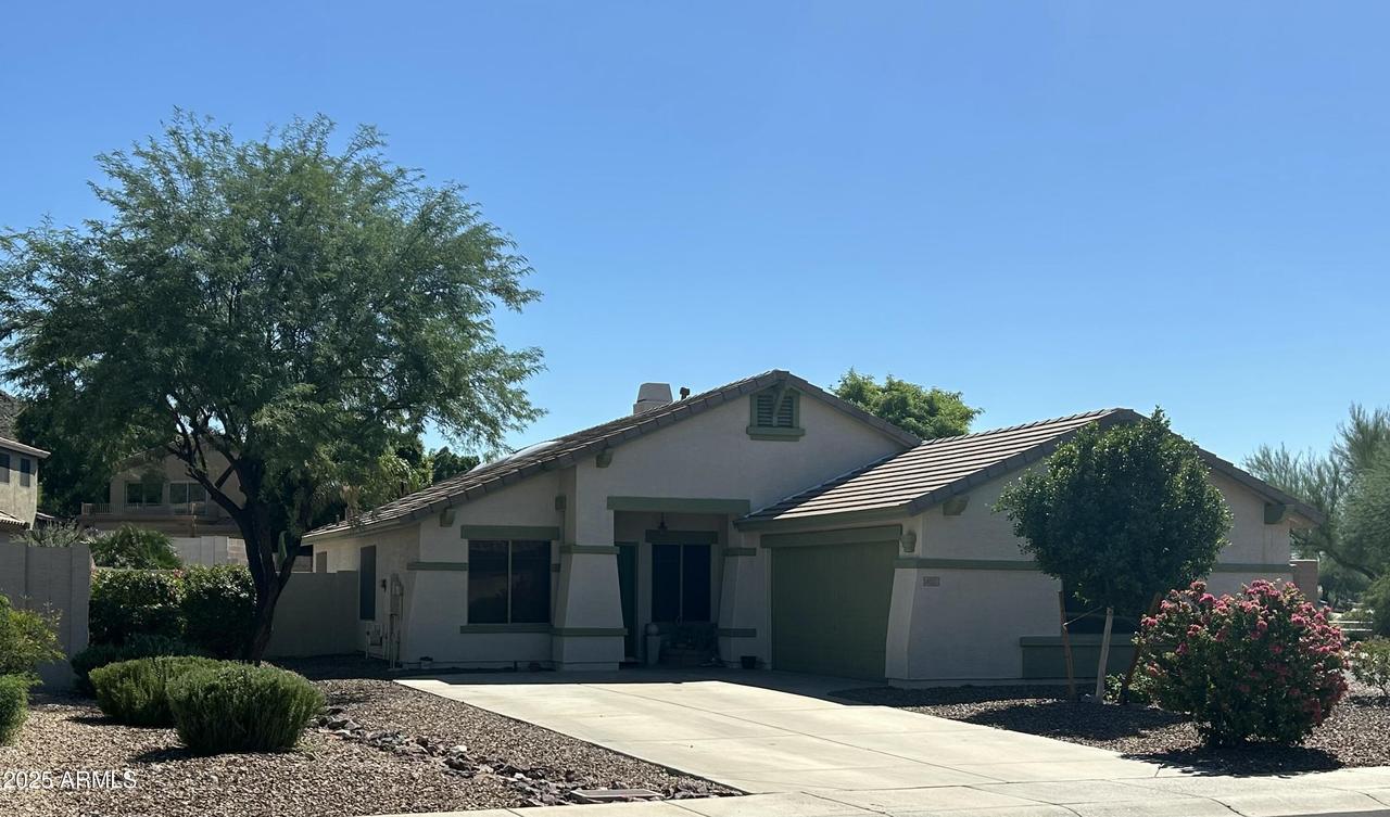 4038 W Alex Loop, Phoenix, AZ 85083