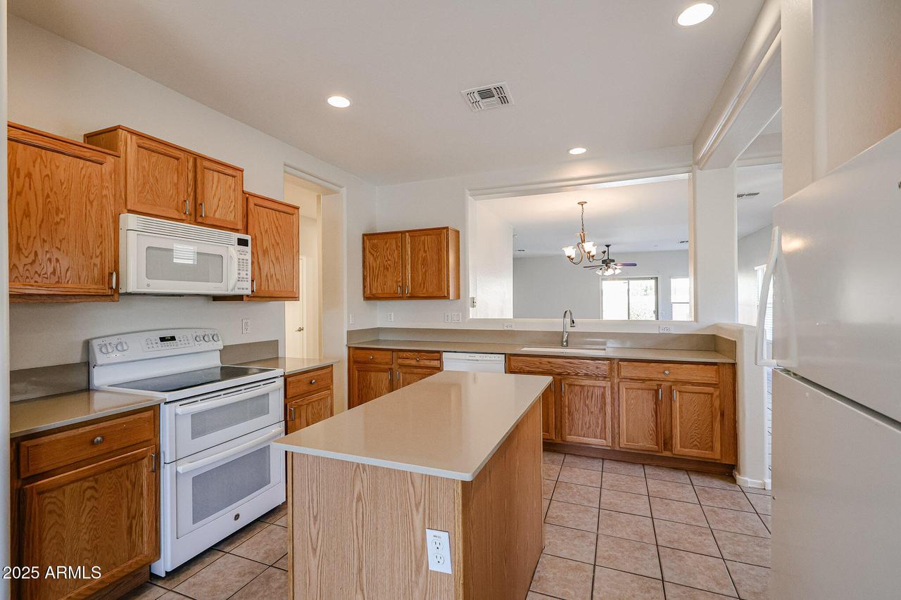 17230 W Saguaro Ln., Surprise, AZ 85388