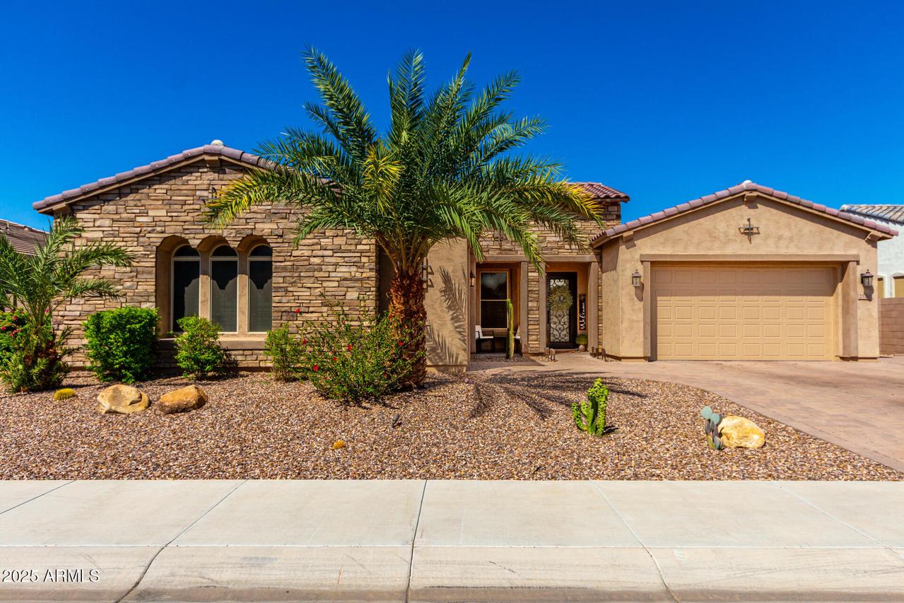 2570 E Thornton Ct., Gilbert, AZ 85297