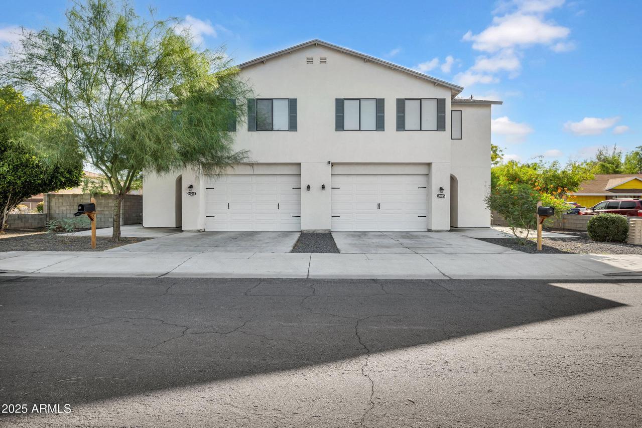 3005 E Paradise Ln., Phoenix, AZ 85032