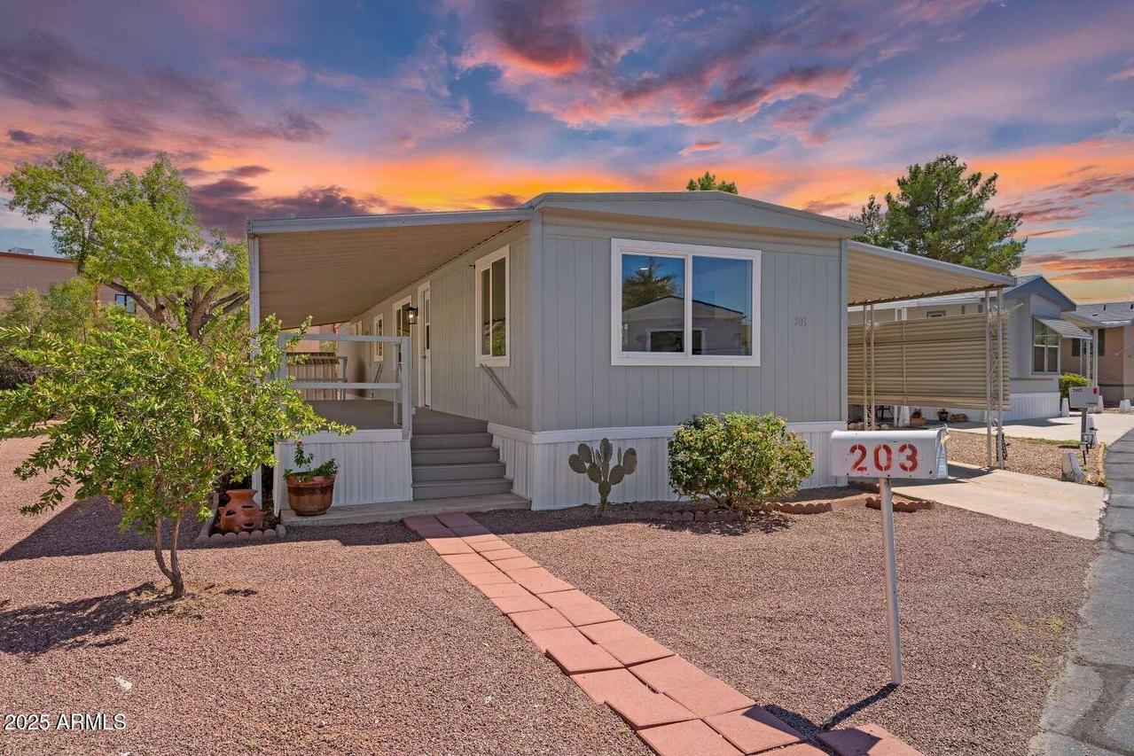 5000 E Grant Rd. #203, Tucson, AZ 85712
