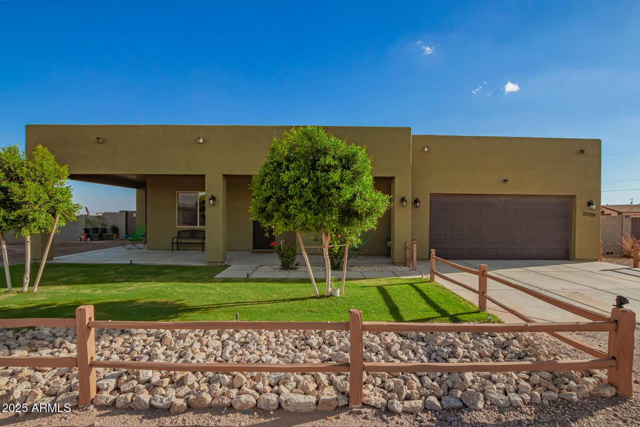 30709 N 251st Ave., Wittmann, AZ 85361