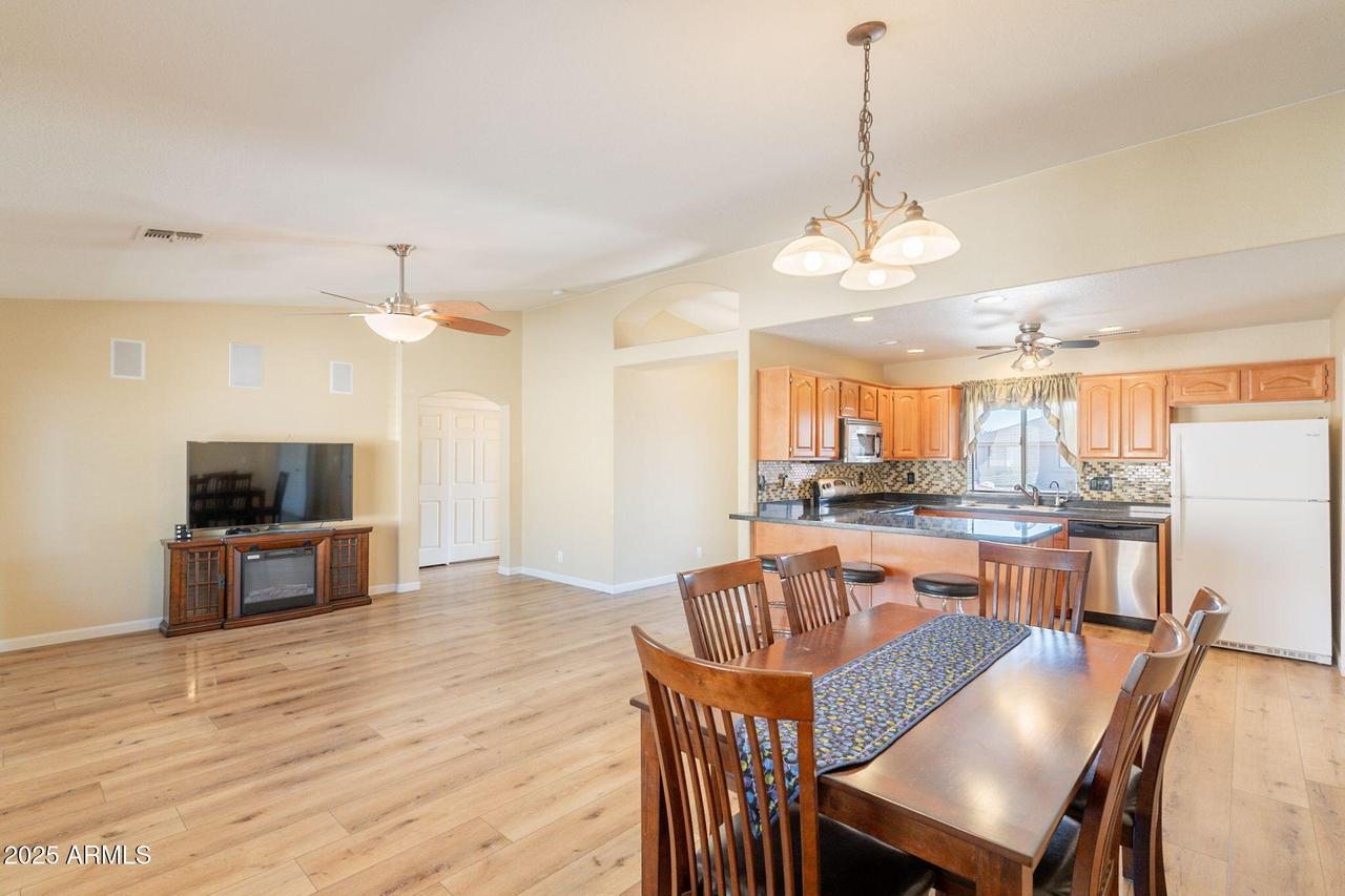 11466 E Neville Ave., Mesa, AZ 85209