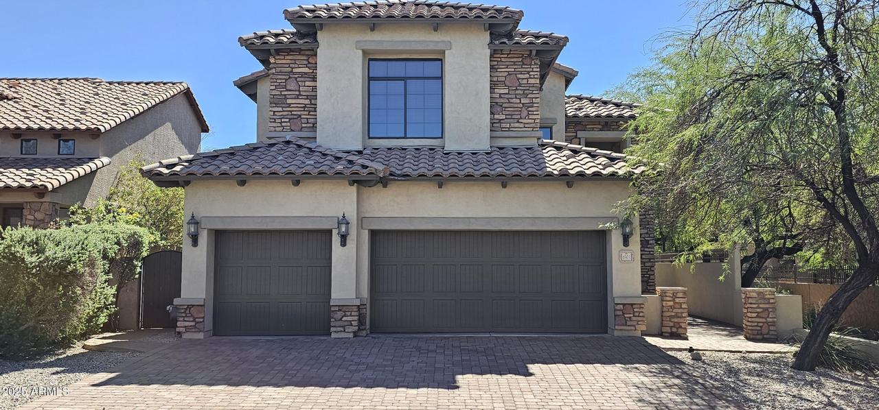 6903 E Portia St., Mesa, AZ 85207