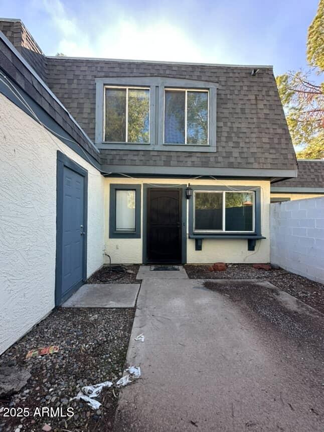 8125 N 32nd Dr., Phoenix, AZ 85051