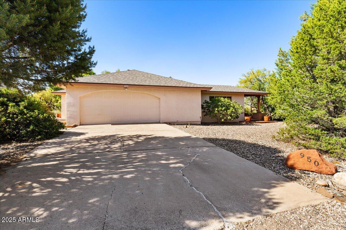 950 Roberts Rd., Clarkdale, AZ 86324