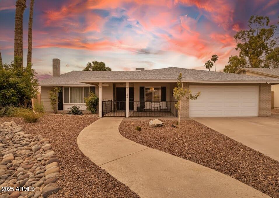 5047 E Mesquite Wood Ct., Phoenix, AZ 85044