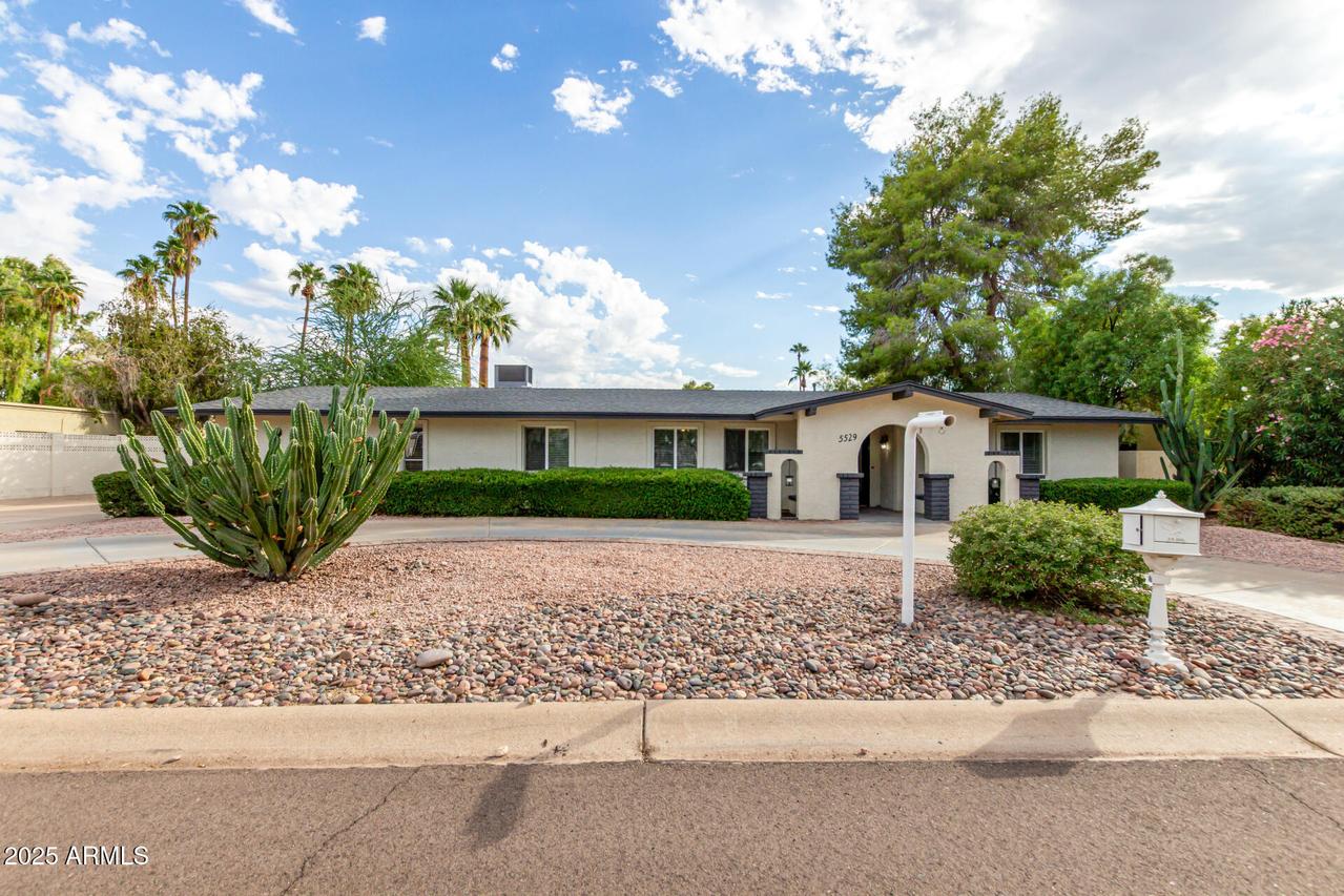 5529 E Bloomfield Rd., Scottsdale, AZ 85254