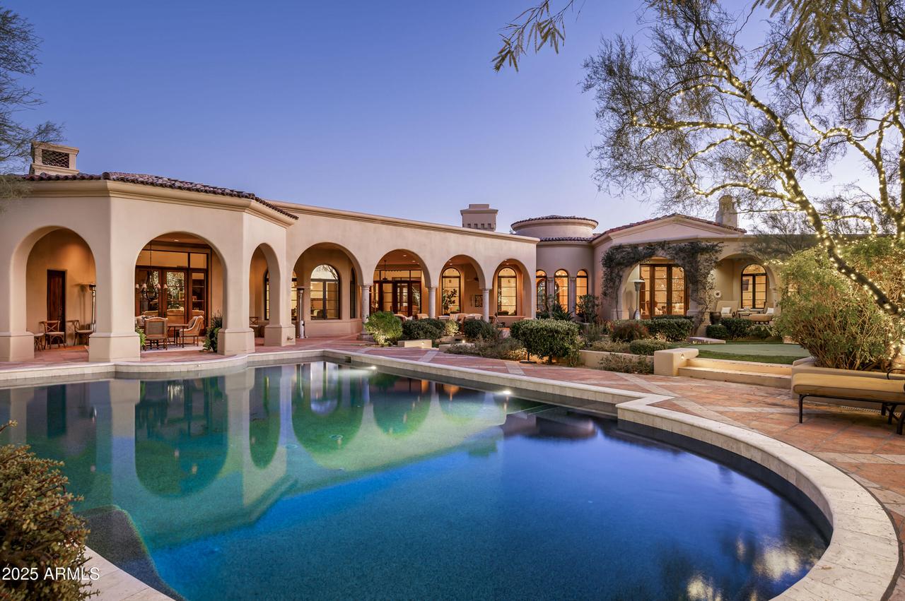 9820 E Thompson Peak Pkwy. #841, Scottsdale, AZ 85255