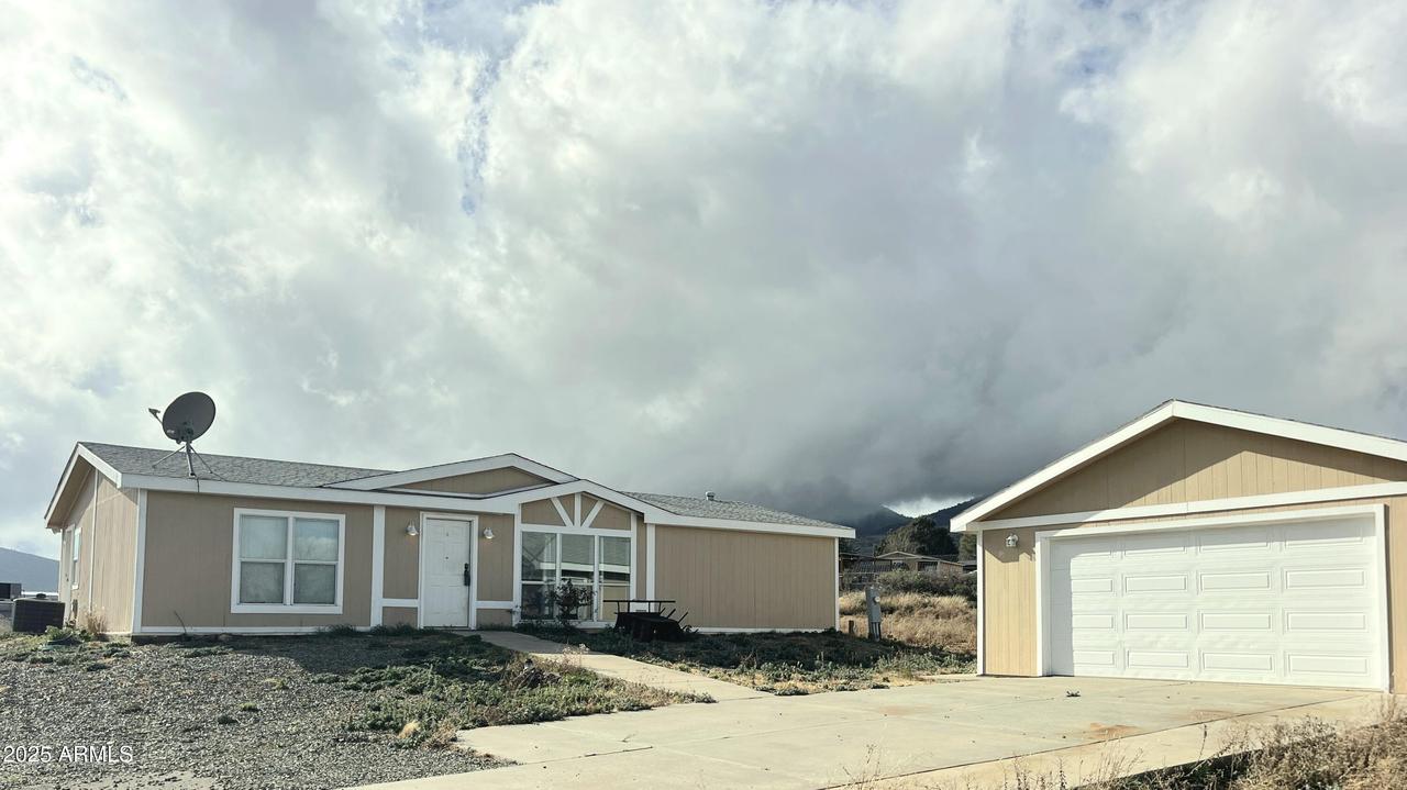 9915 E Cranberry Rd., Dewey, AZ 86327