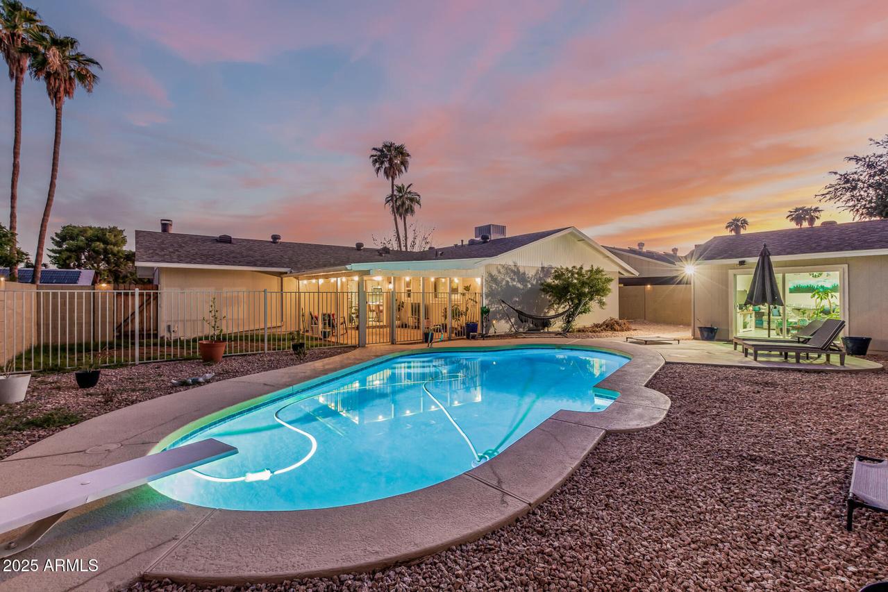 3628 W Banff Ln., Phoenix, AZ 85053