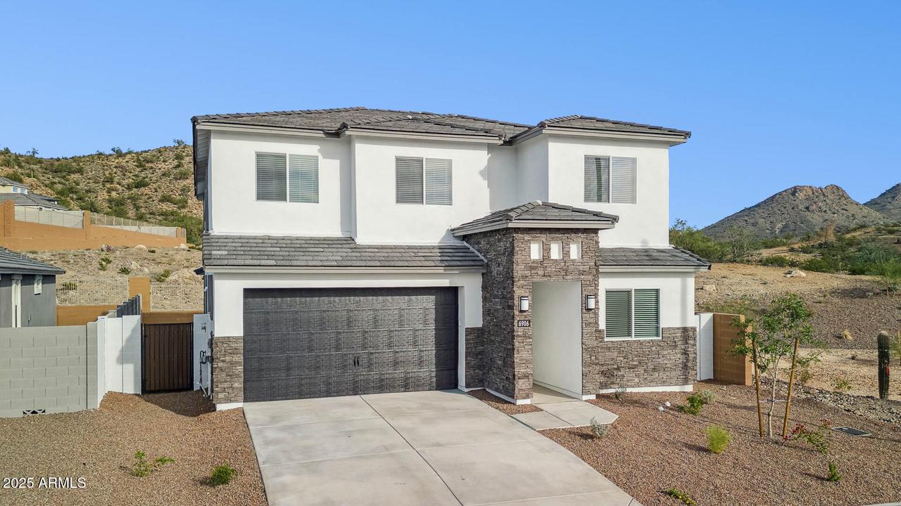 6906 W Buckhorn Tr., Peoria, AZ 85383