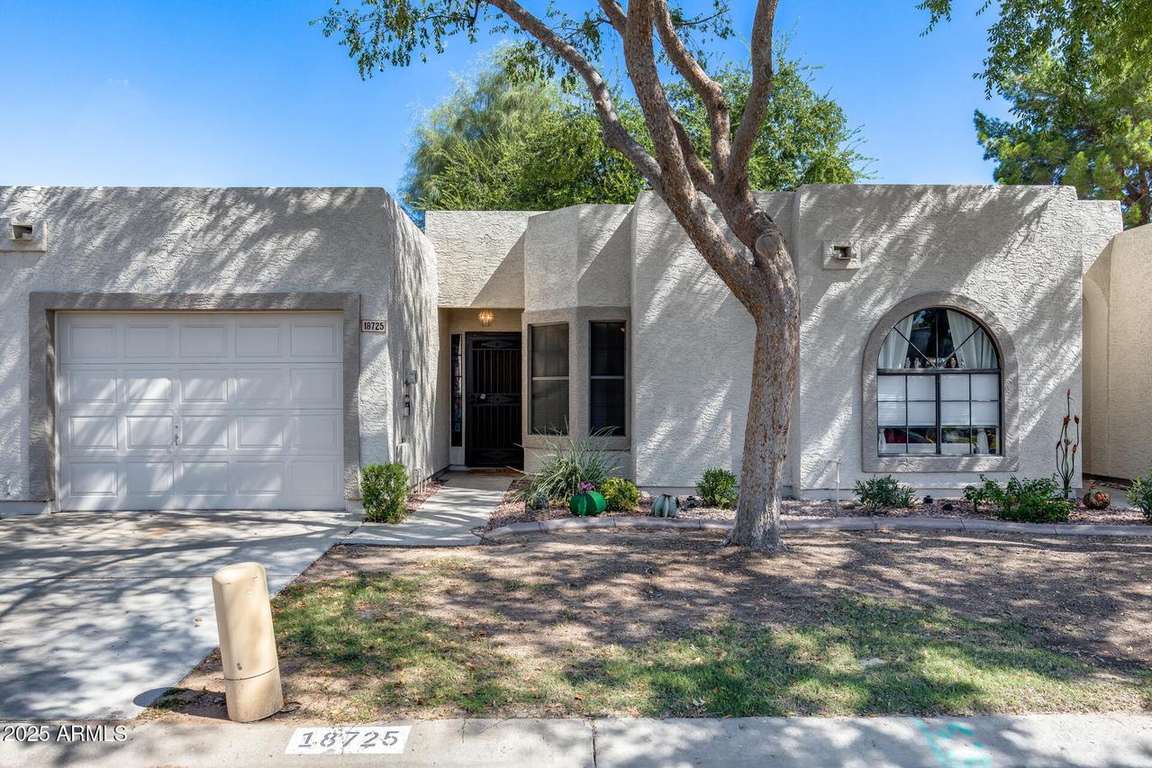 18725 N 92nd Dr., Peoria, AZ 85382
