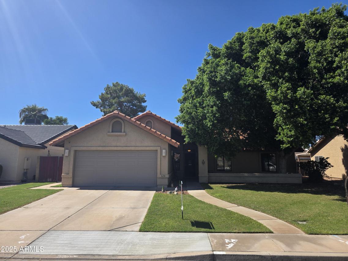 628 S 26th St., Mesa, AZ 85204