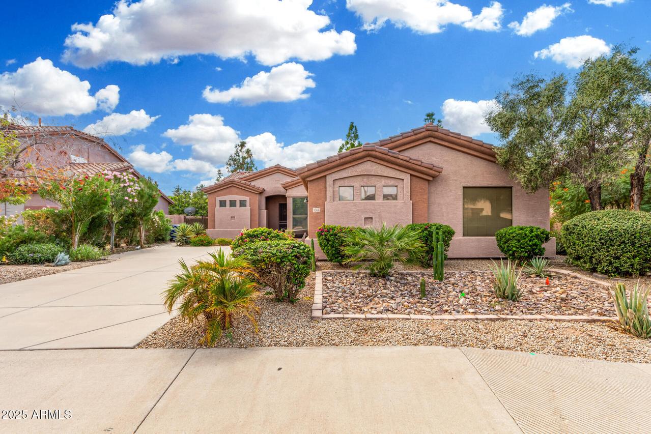 1363 E Geronimo St., Chandler, AZ 85225