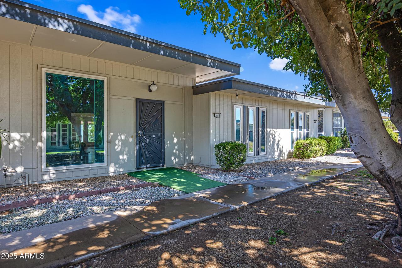 13058 N 100th Ave., Sun City, AZ 85351