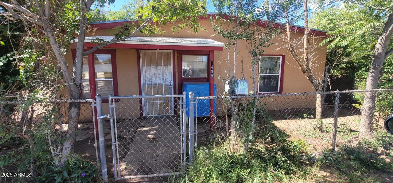 1496 N Dolores Ave., Douglas, AZ 85607