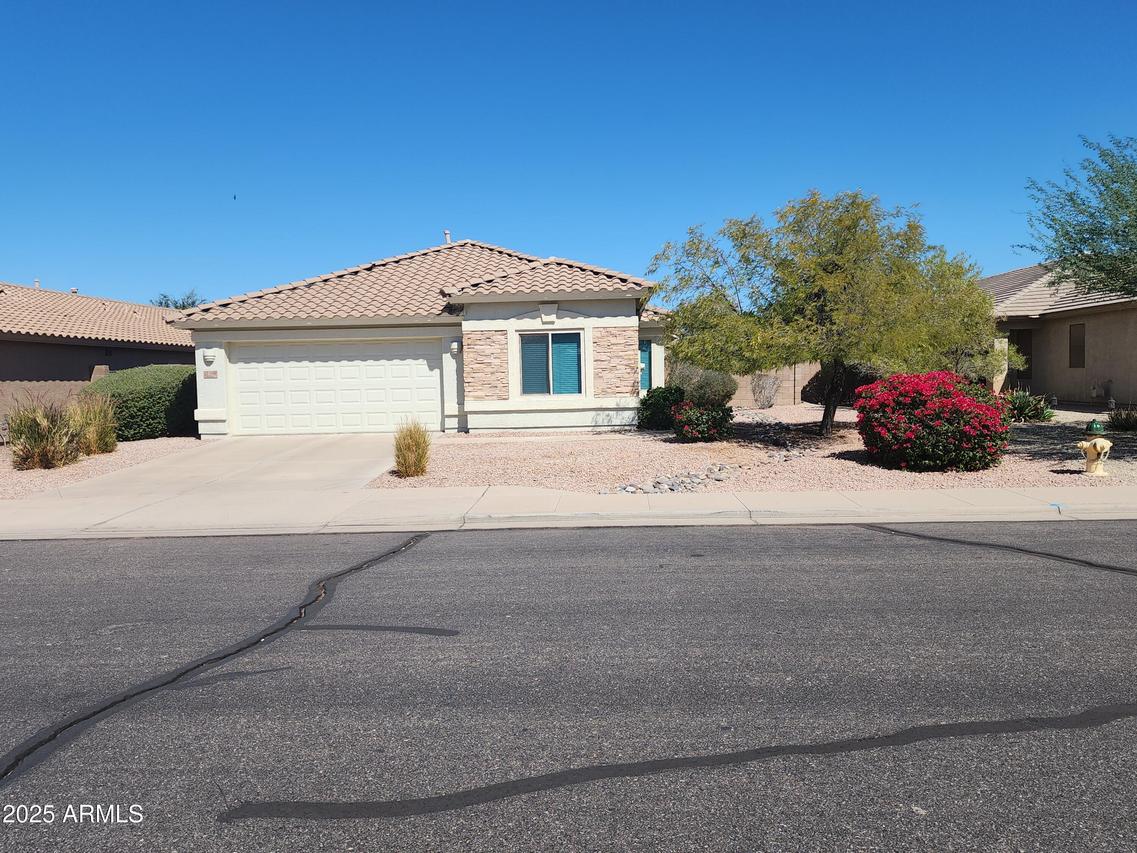 11040 E Catalina Ave., Mesa, AZ 85208