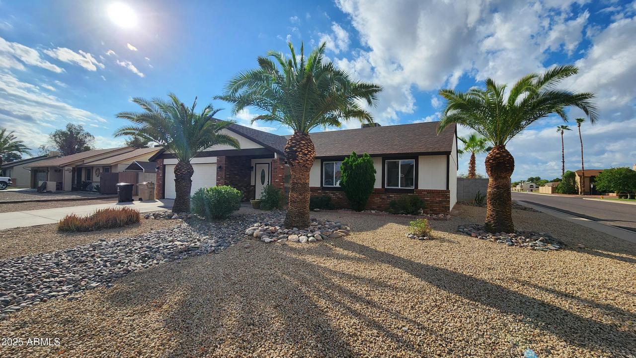 7243 W Sierra St., Peoria, AZ 85345