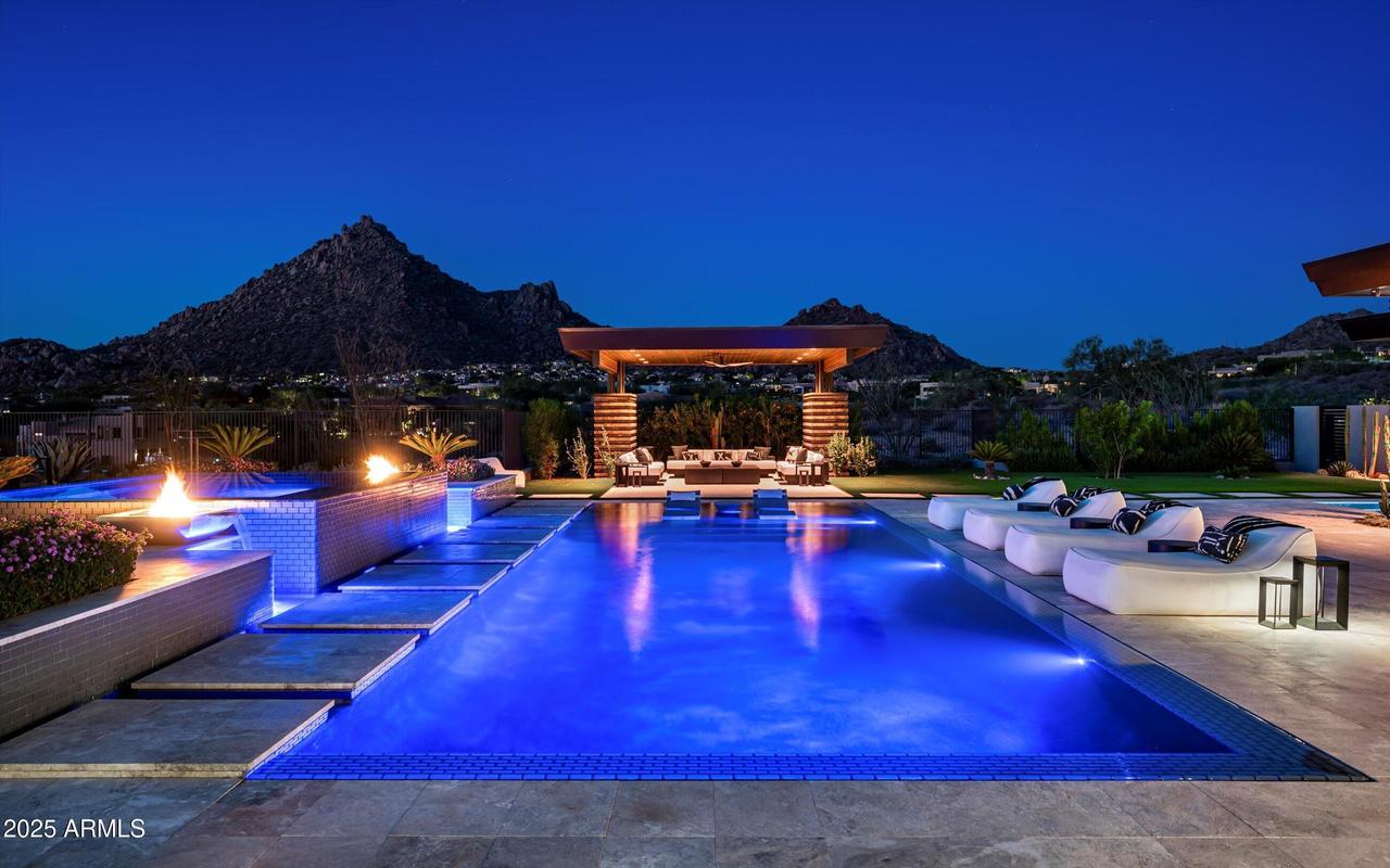 10784 E Pinnacle Peak Rd., Scottsdale, AZ 85255
