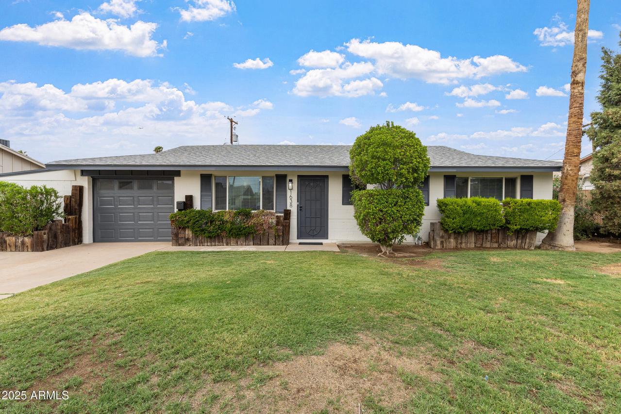1638 W Bedford St., Mesa, AZ 85201