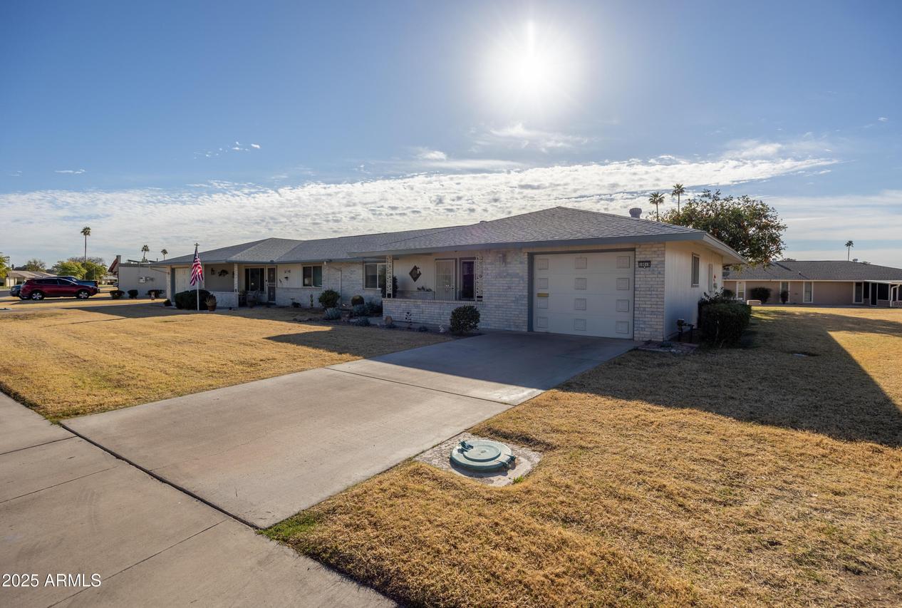 10019 W Shasta Dr., Sun City, AZ 85351