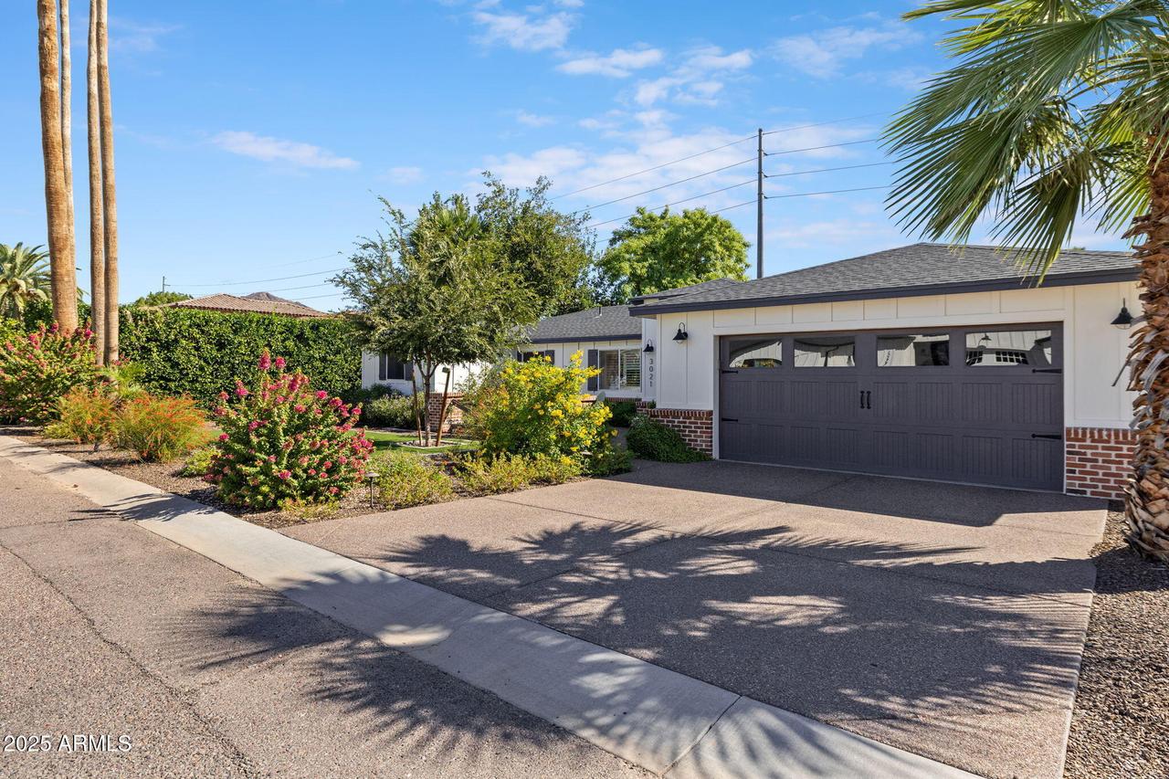 3021 N 47th Pl., Phoenix, AZ 85018