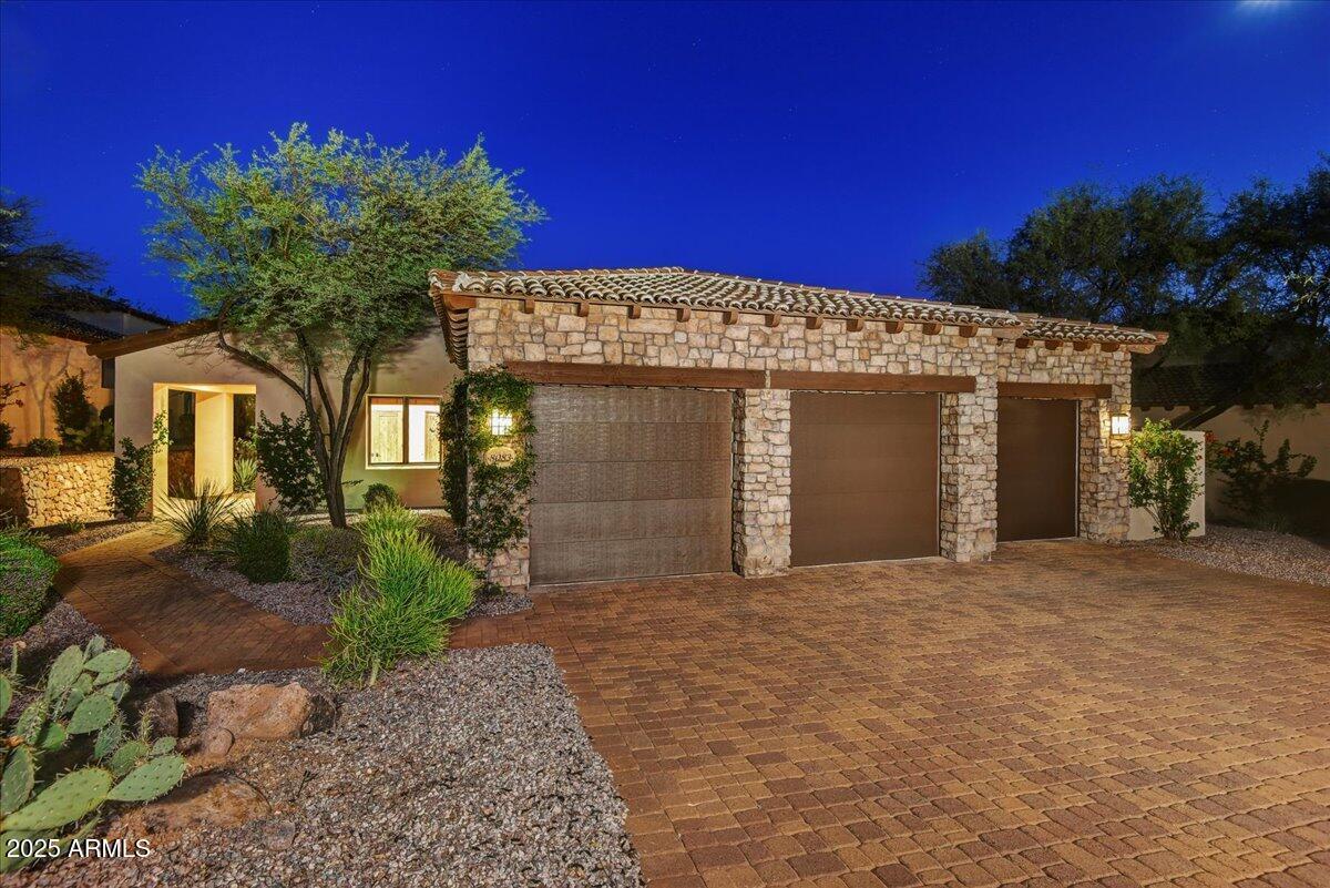 8083 E Greythorn Dr., Gold Canyon, AZ 85118