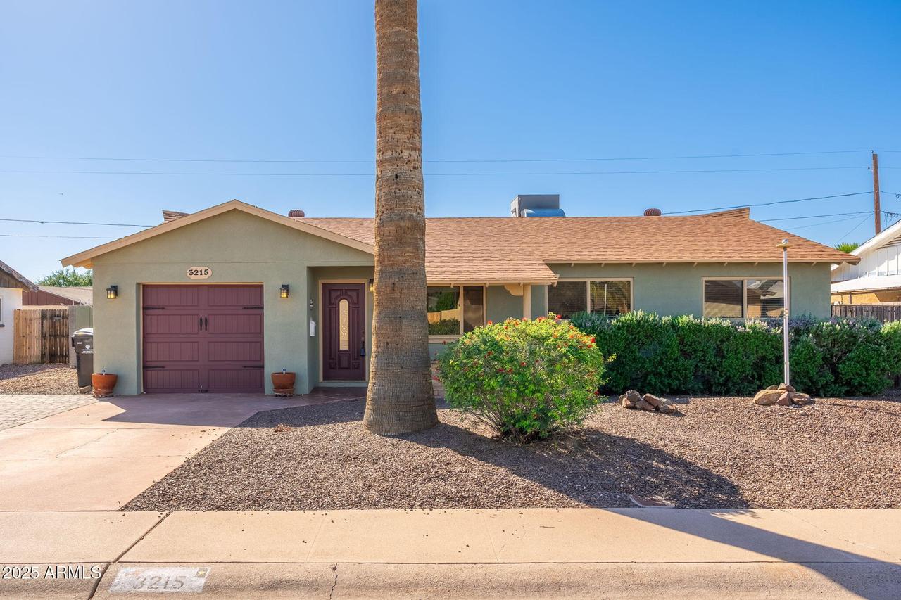 3215 W Sharon Ave., Phoenix, AZ 85029