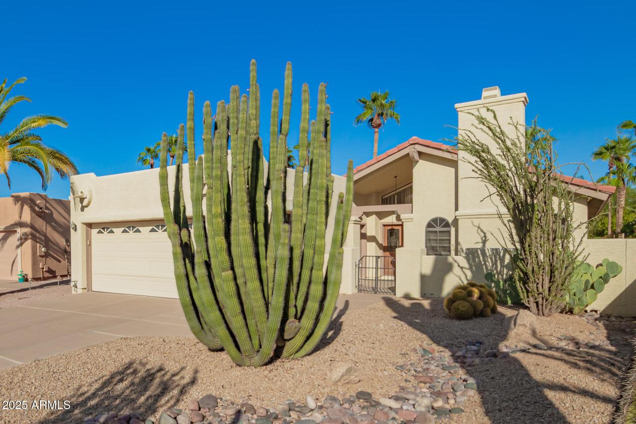 26621 S Cloverland Dr., Sun Lakes, AZ 85248
