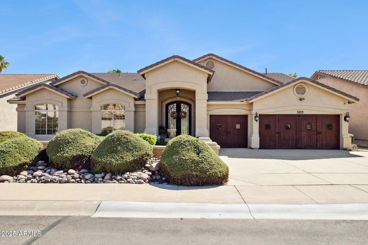 5819 W Abraham Ln., Glendale, AZ 85308
