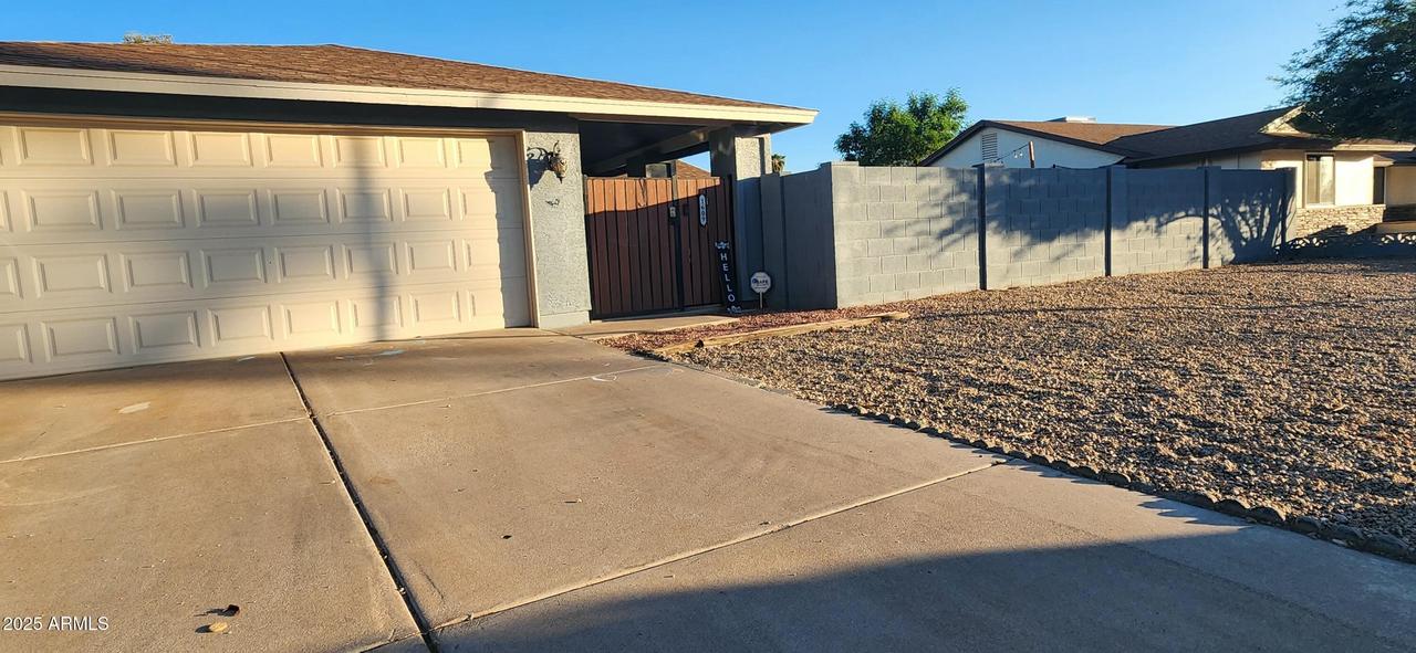 1609 W Palomino Dr., Chandler, AZ 85224