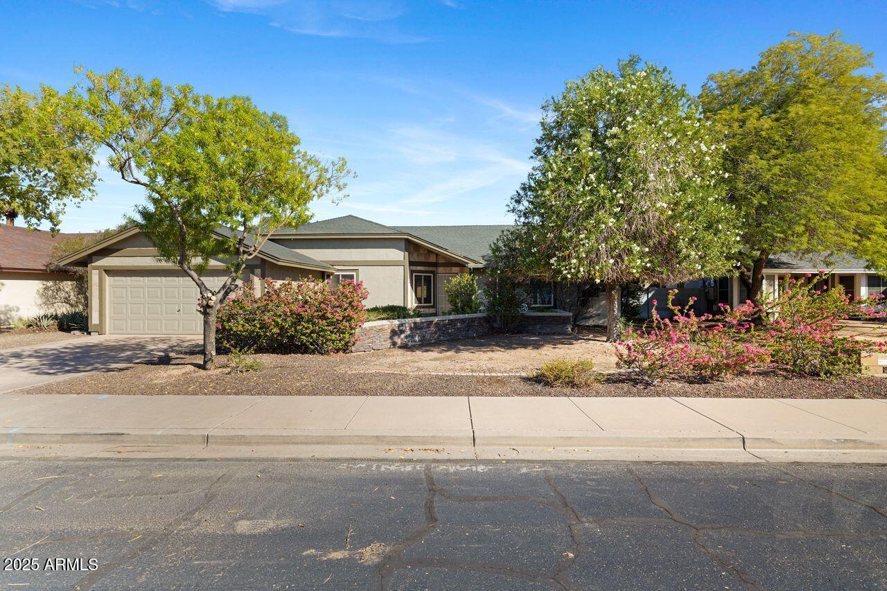 1663 N Nevada Way, Mesa, AZ 85203