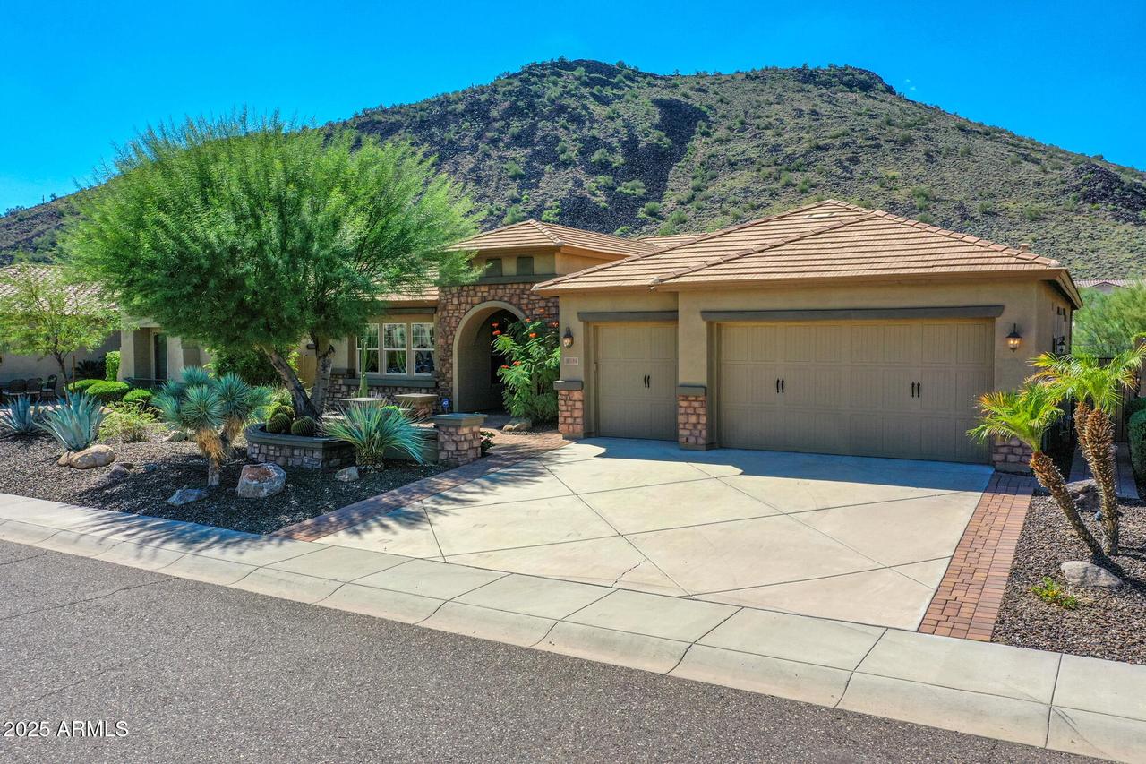 26318 N 56th Dr., Phoenix, AZ 85083