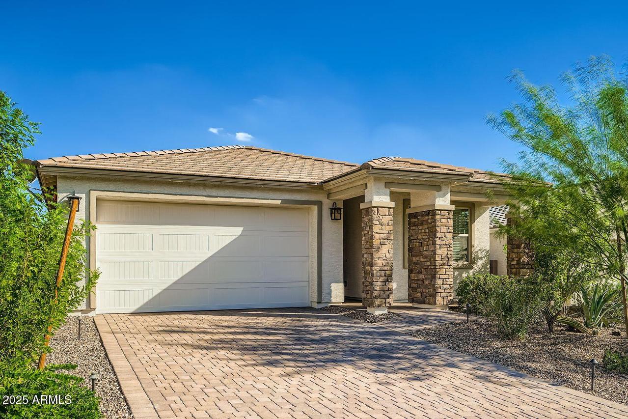 31945 N 123rd Ln., Peoria, AZ 85383