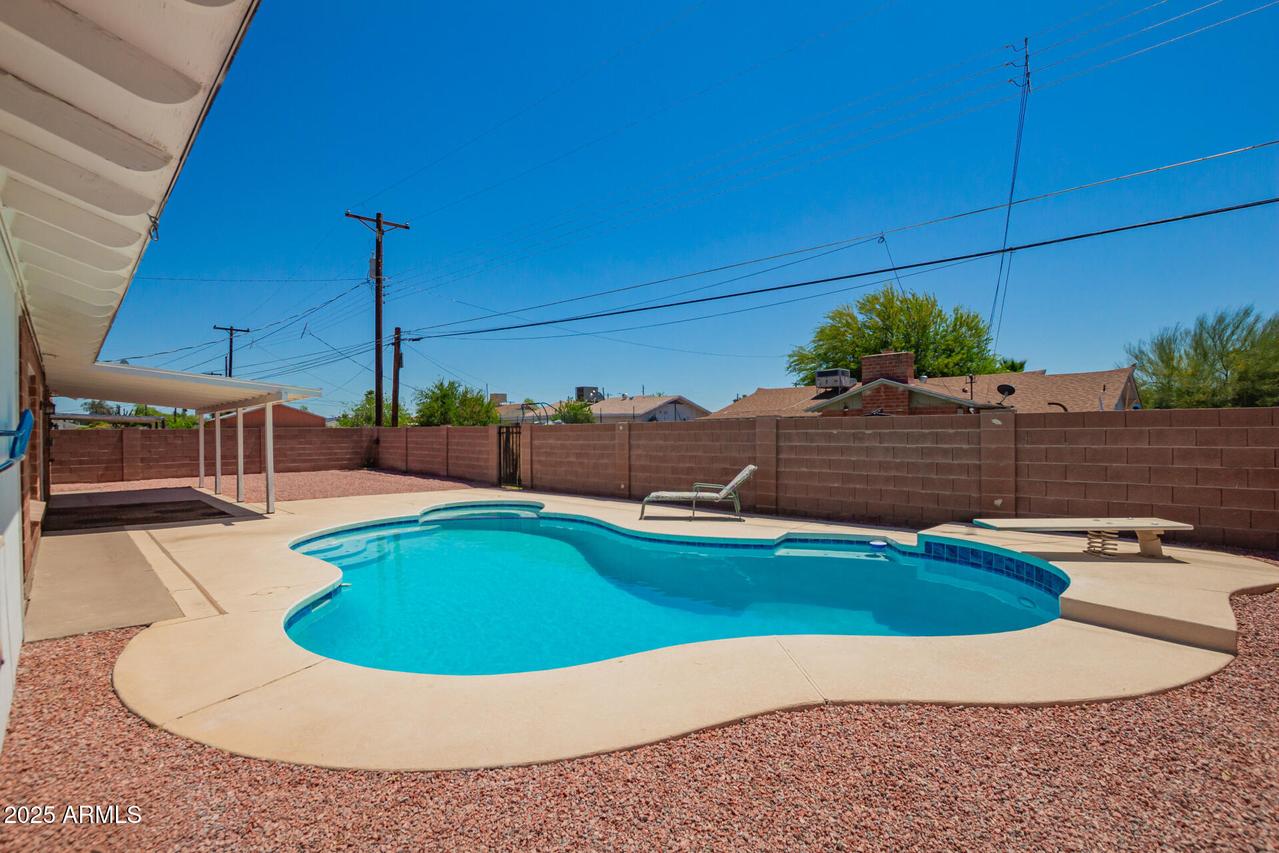 3913 W Krall St., Phoenix, AZ 85019