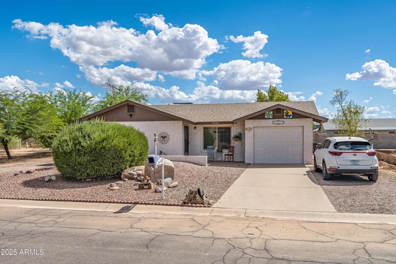 10507 W Buena Vista Dr., Arizona City, AZ 85123