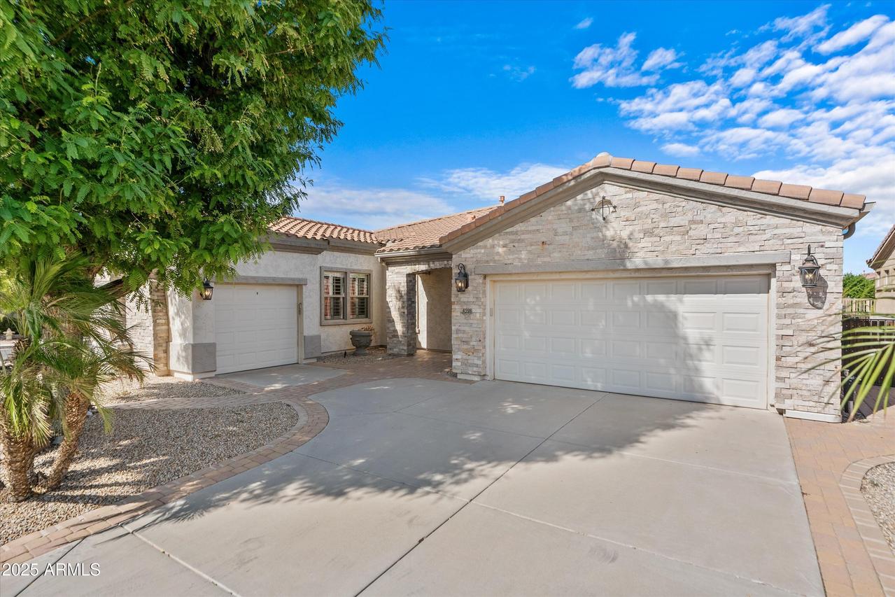 4598 E Blue Spruce Ln., Gilbert, AZ 85298